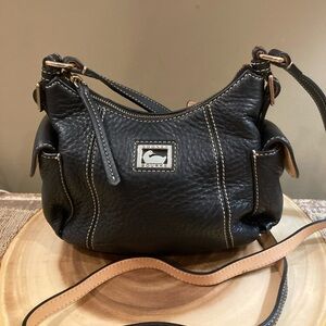 Vintage Dooney & Bourke Small Pocket Sac Black Leather‎ Hobo Crossbody Bag Purse